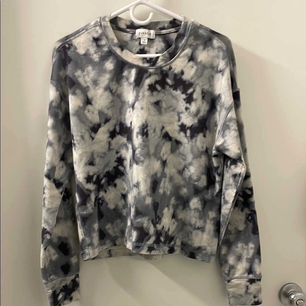 Evereve Mac Gray Tie-Dye Pullover Sweatshirt. Never worn!